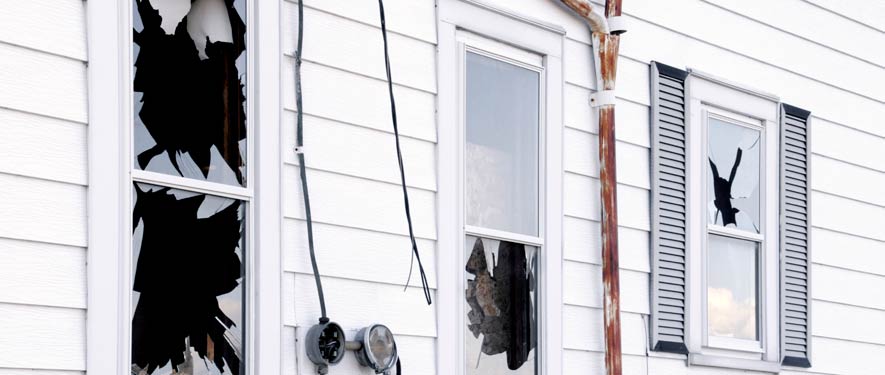 St. Catharines, ON vandalism graffiti cleanup